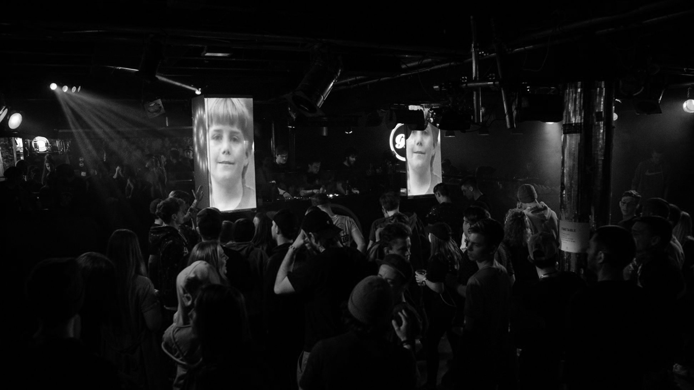 Underground drum and bass performance 2